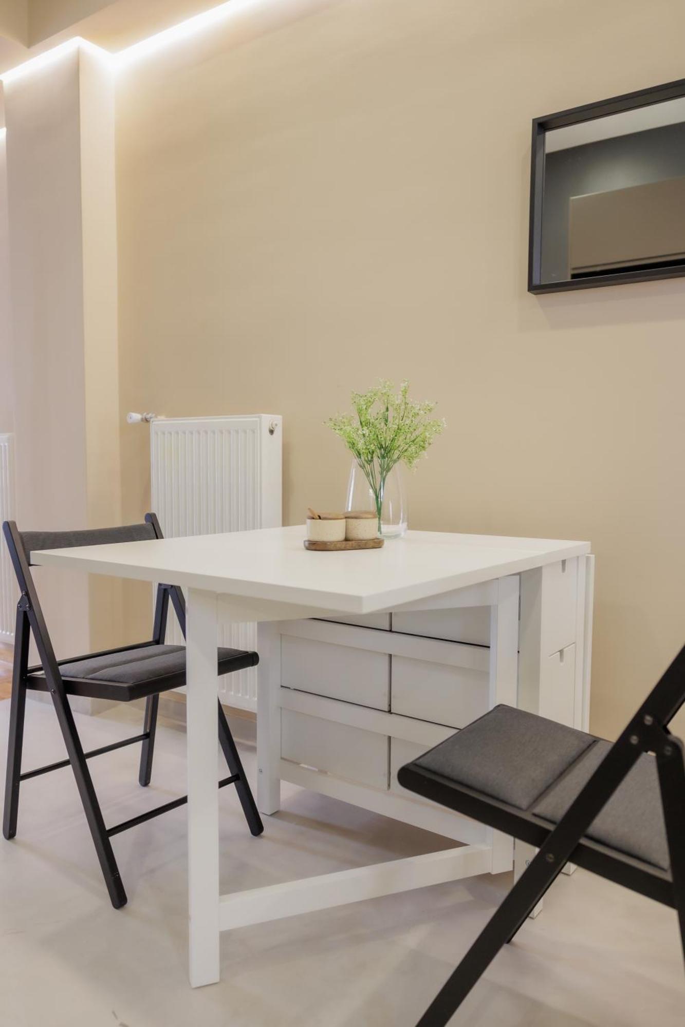 Modern 2Bdr Apt - 2' To Metro - Direct To Acropolis